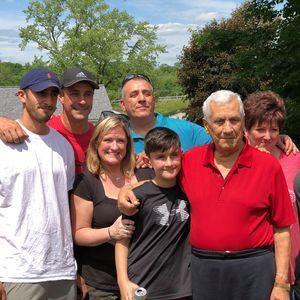 Meet your Posher, Dom